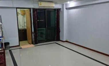 For sale 1 bed condo in Phaya Thai, Bangkok
