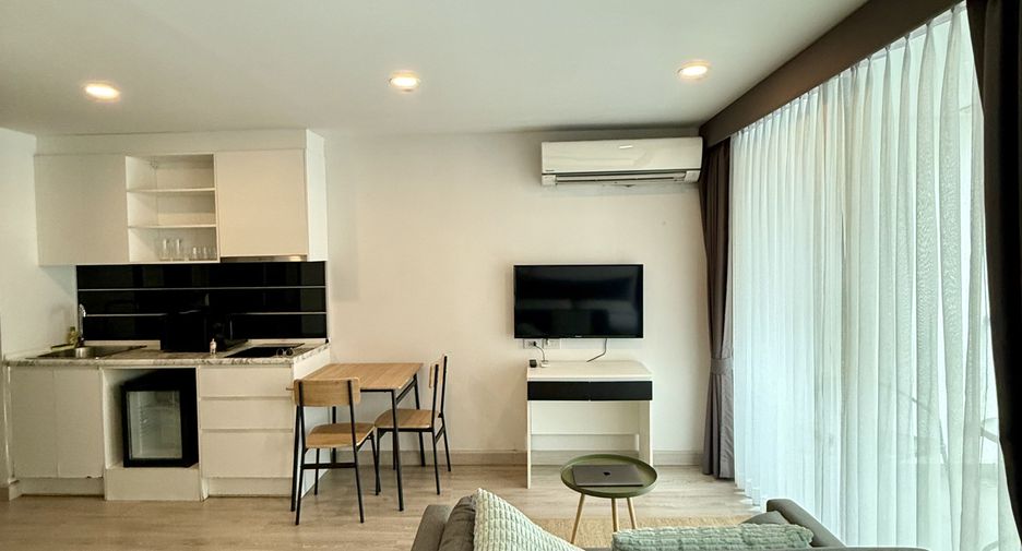 For sale studio condo in Bang Lamung, Chonburi