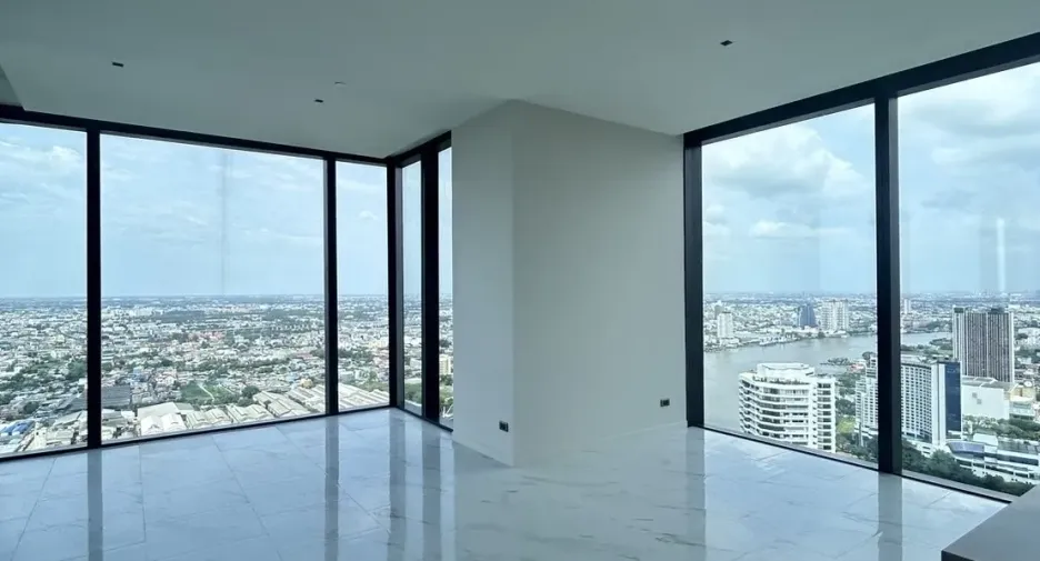 For sale 3 bedrooms condo in Bang Kho Laem, Bangkok