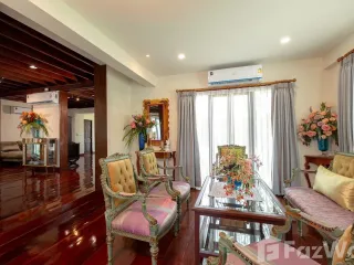 For sale and for rent 4 bedrooms villa in Saraphi, Chiang Mai