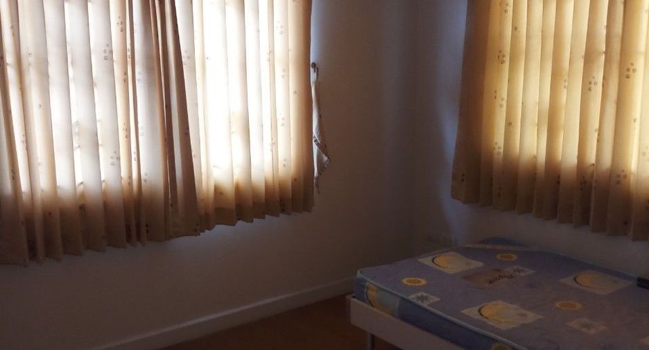 Casa en venta y en alquiler de 3 habitaciones en Min Buri, Bangkok