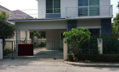 À vendre et à louer 3 chambres maison à Min Buri, Bangkok