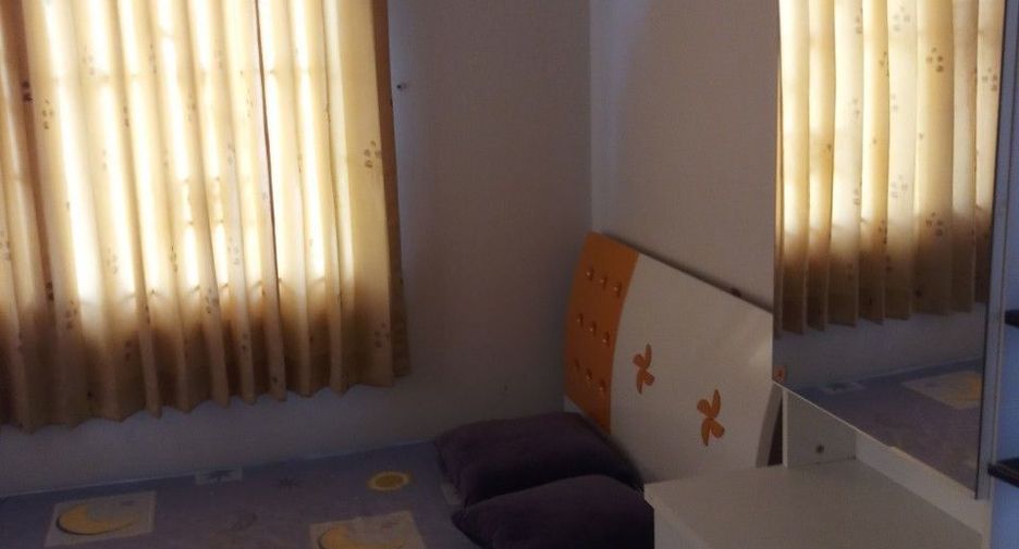 Casa en venta y en alquiler de 3 habitaciones en Min Buri, Bangkok