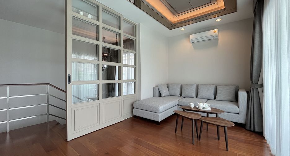 For sale 4 bedrooms house in Prawet, Bangkok