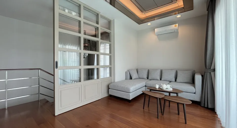 For sale 4 bedrooms house in Prawet, Bangkok