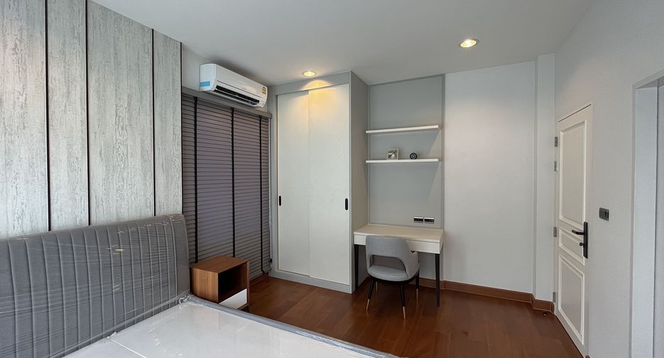 For sale 4 bedrooms house in Prawet, Bangkok