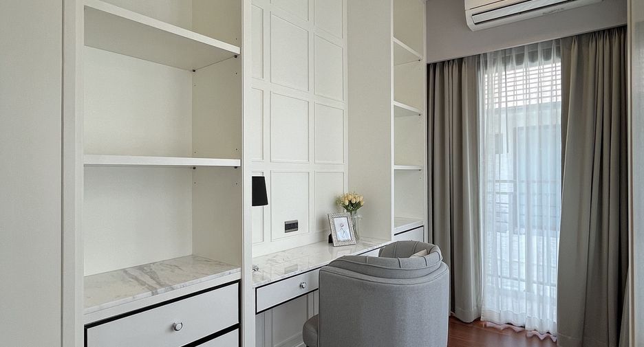 For sale 4 bedrooms house in Prawet, Bangkok
