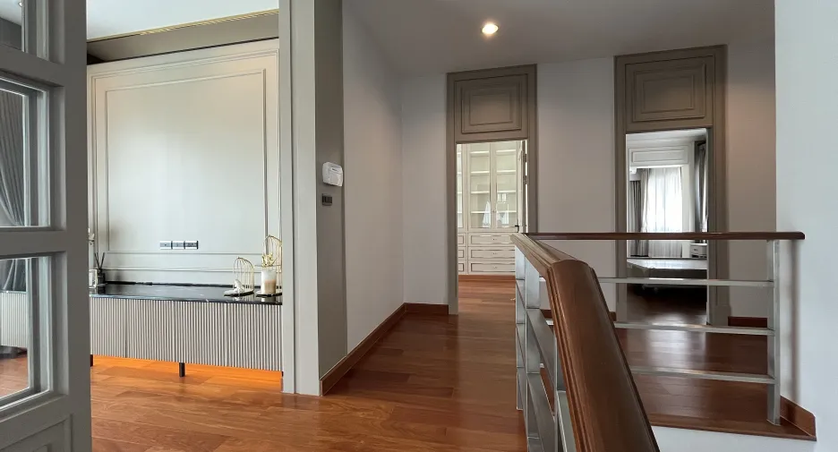 For sale 4 bedrooms house in Prawet, Bangkok