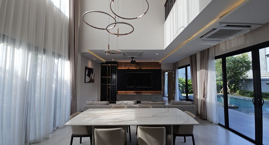 For sale そして for rent 4 ベッドルーム villa in Bang Lamung, Chonburi