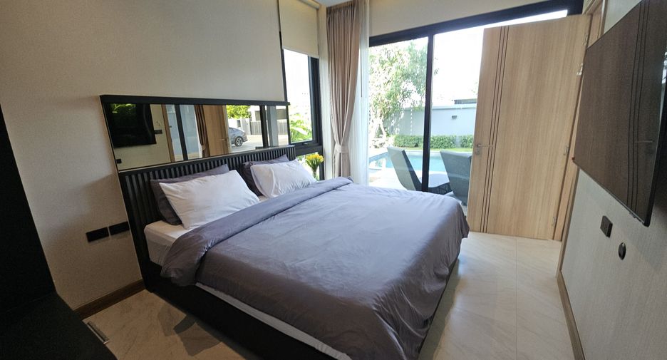 For sale そして for rent 4 ベッドルーム villa in Bang Lamung, Chonburi