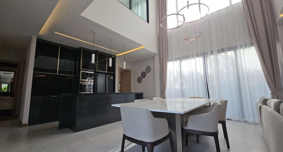 For sale そして for rent 4 ベッドルーム villa in Bang Lamung, Chonburi
