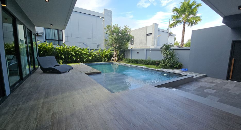 For sale そして for rent 4 ベッドルーム villa in Bang Lamung, Chonburi