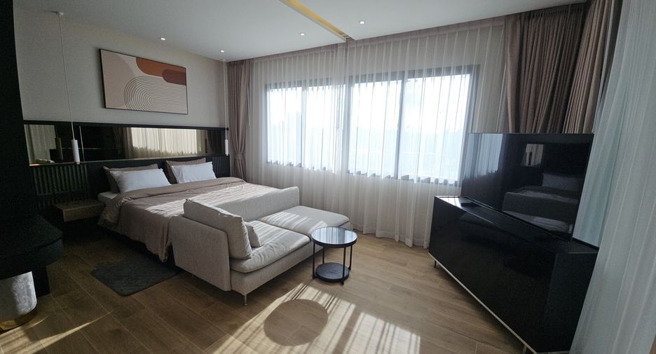 For sale そして for rent 4 ベッドルーム villa in Bang Lamung, Chonburi
