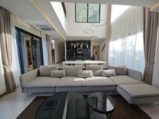 For sale そして for rent 4 ベッドルーム villa in Bang Lamung, Chonburi