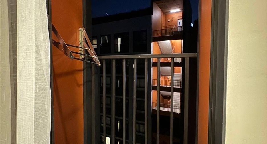 Wohnung zur Miete mit Studio in Bang Na, Bangkok