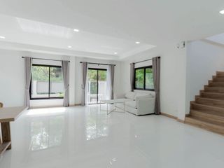 À vendre 3 chambres maison à San Kamphaeng, Chiang Mai