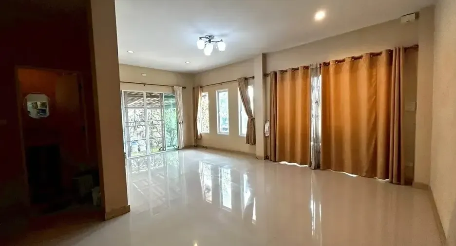 出售 3 卧室 独立屋 在 San Sai, Chiang Mai