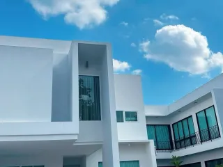 For Rent 4 Bedroom House In Mueang Chiang Mai