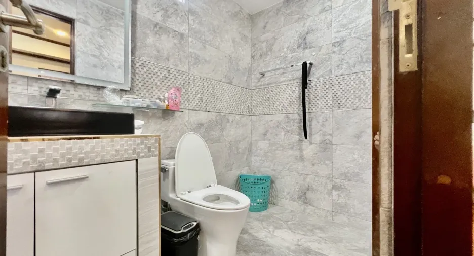 Oficina en venta de 3 habitaciones en Lat Phrao, Bangkok