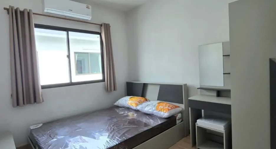 For rent 3 bedrooms house in Mueang Chiang Mai, Chiang Mai