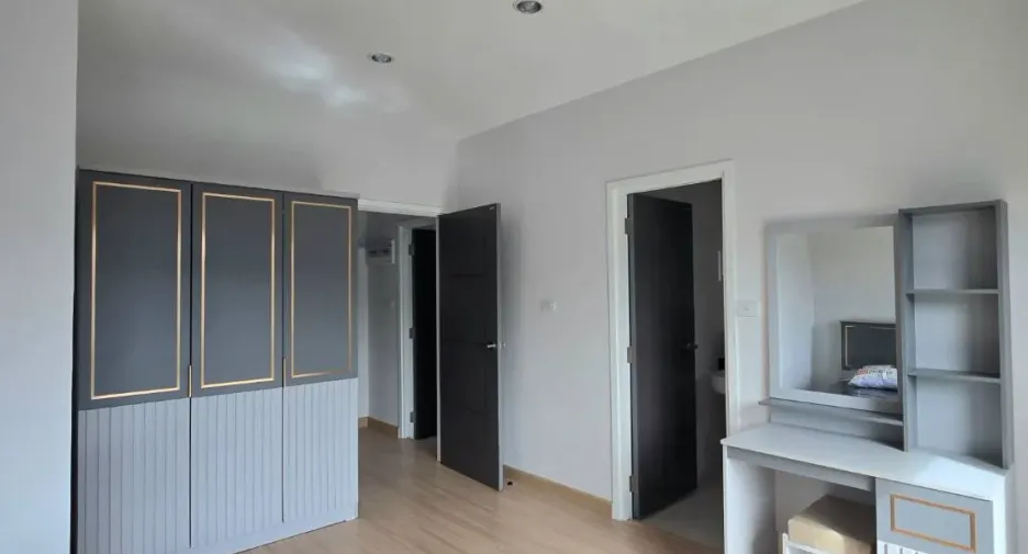 For rent 3 bedrooms house in Mueang Chiang Mai, Chiang Mai