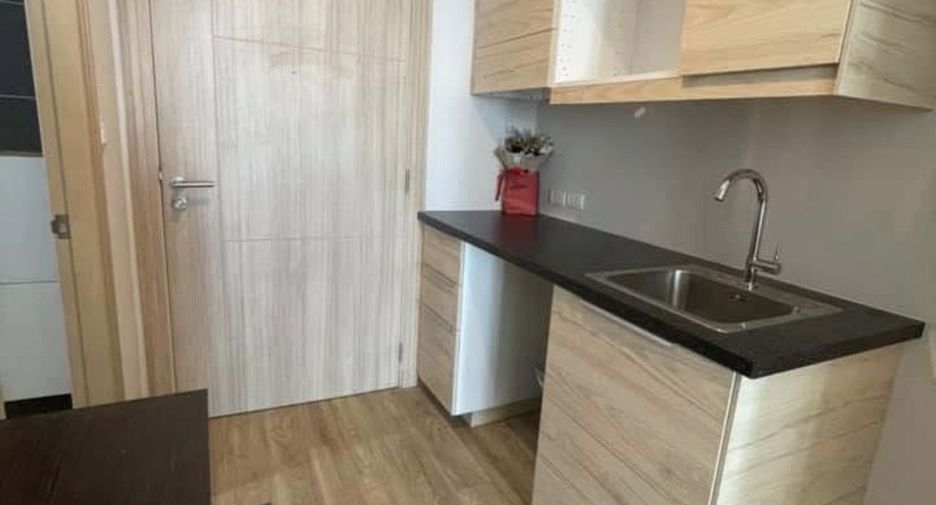For rent studio condo in Si Racha, Chonburi