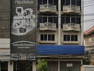 For rent 3 bedrooms retail Space in Mueang Chiang Mai, Chiang Mai