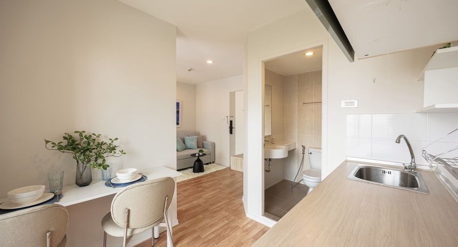 For sale 1 bed condo in Mueang Samut Prakan, Samut Prakan