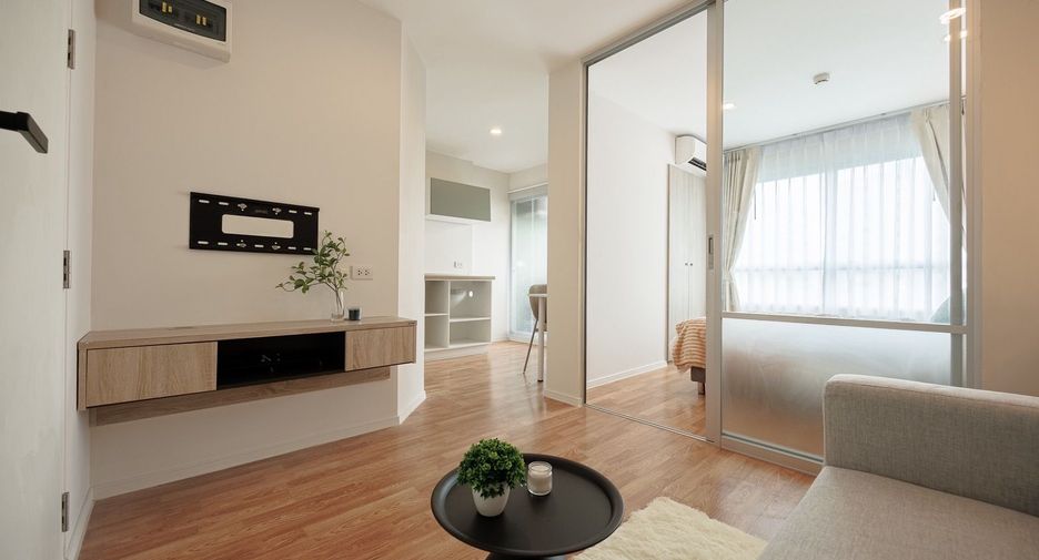 For sale 1 bed condo in Mueang Samut Prakan, Samut Prakan