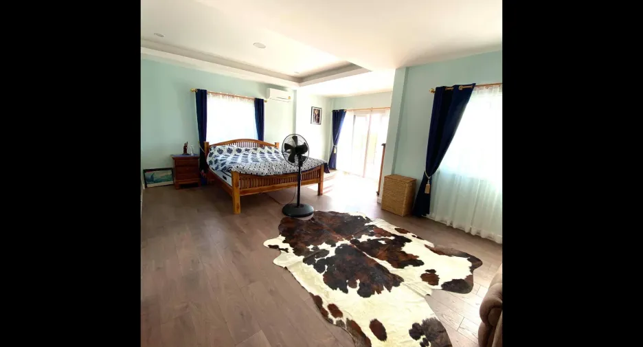 For sale 7 bedrooms house in Cha Am, Phetchaburi