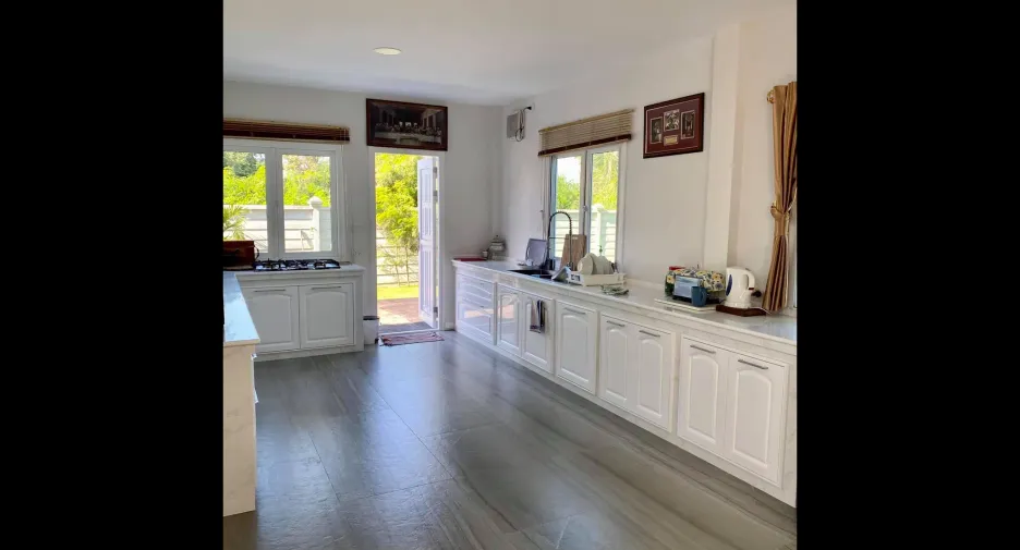For sale 7 bedrooms house in Cha Am, Phetchaburi