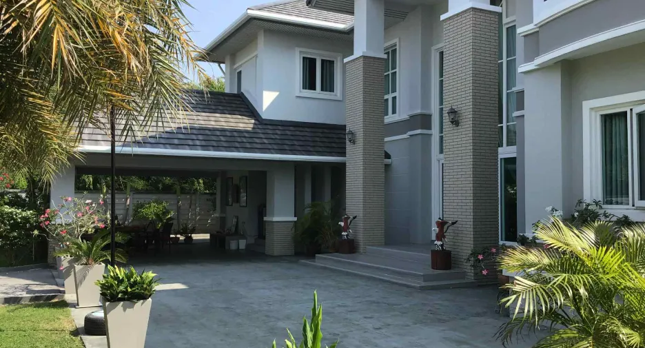 For sale 7 bedrooms house in Cha Am, Phetchaburi