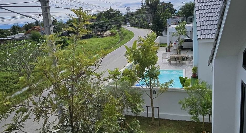 For rent 3 bedrooms villa in Hang Dong, Chiang Mai