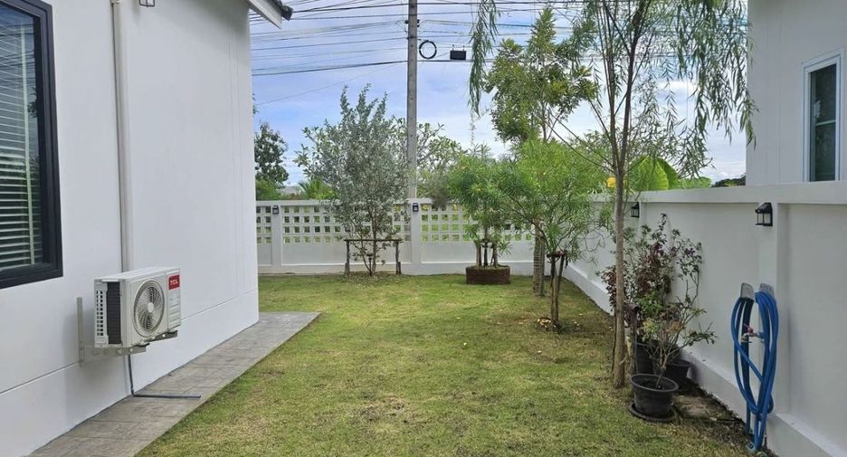 For rent 3 bedrooms villa in Hang Dong, Chiang Mai