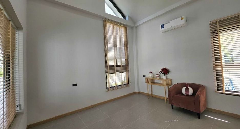For rent 3 bedrooms villa in Hang Dong, Chiang Mai