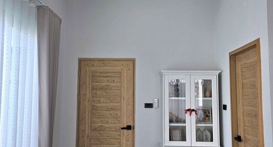 For rent 3 bedrooms villa in Hang Dong, Chiang Mai