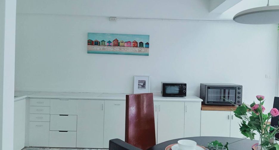 For rent 4 bedrooms villa in Hang Dong, Chiang Mai