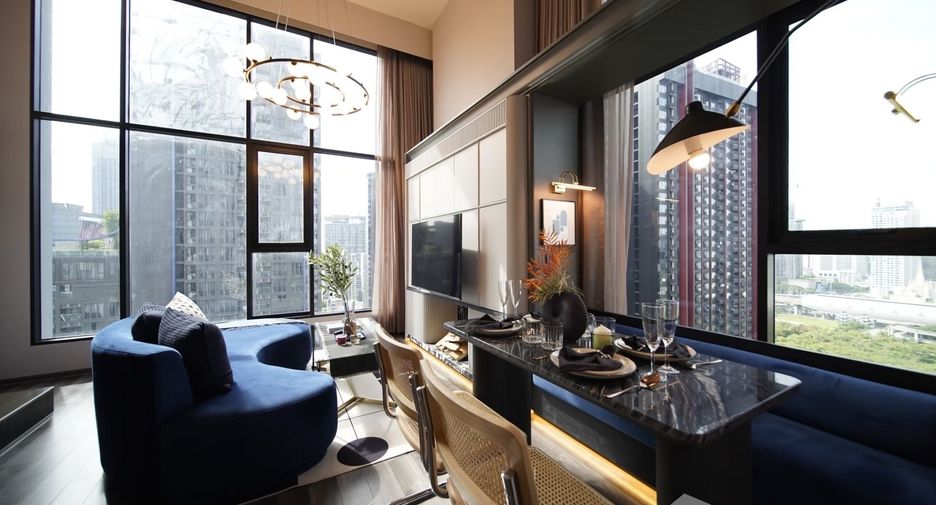 For sale 3 bedrooms condo in Ratchathewi, Bangkok