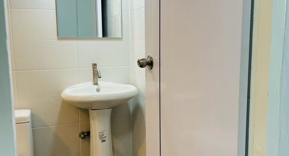 For rent studio condo in Jomtien, Pattaya