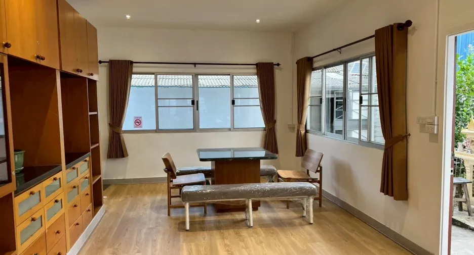 For rent 2 bedrooms house in Mueang Chiang Mai, Chiang Mai