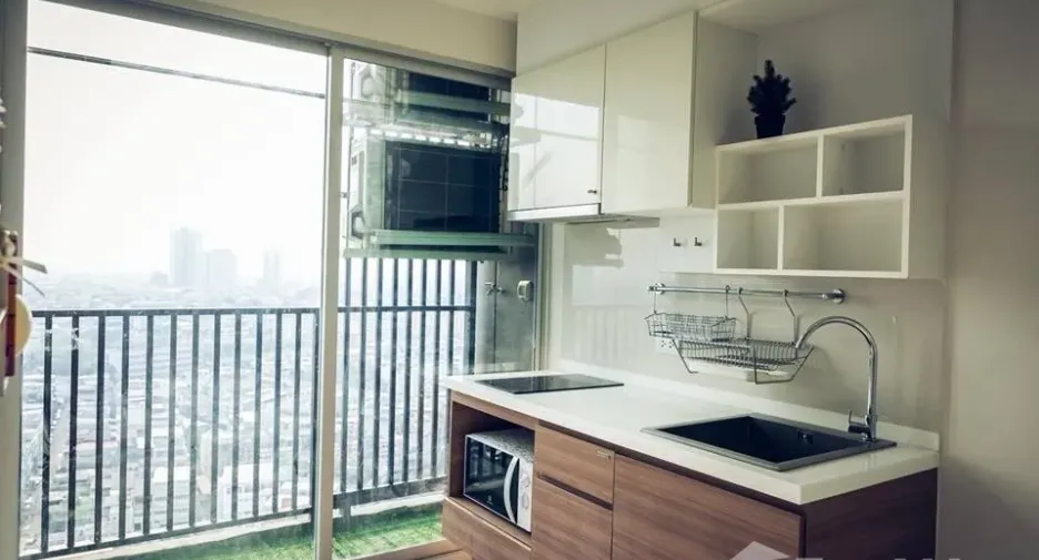 For sale 1 bed condo in Yan Nawa, Bangkok