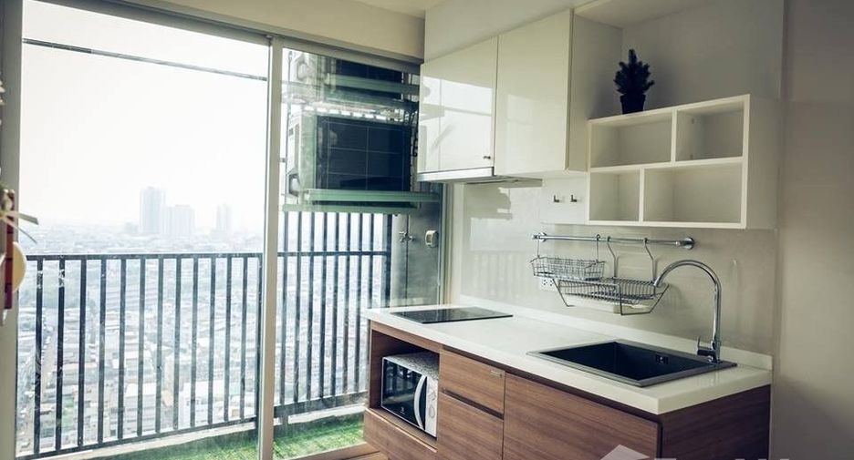 For sale 1 bed condo in Yan Nawa, Bangkok