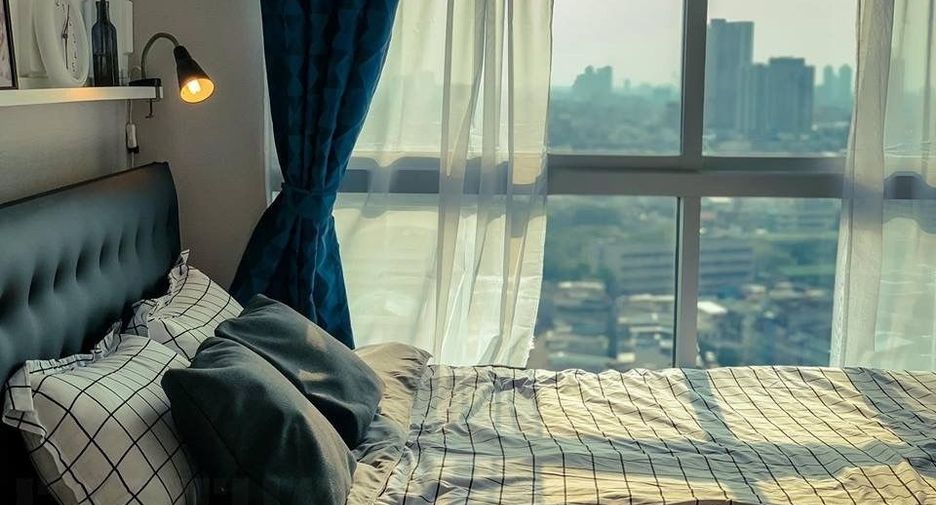 For sale 1 bed condo in Yan Nawa, Bangkok