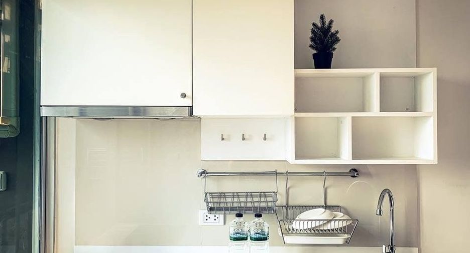 For sale 1 bed condo in Yan Nawa, Bangkok