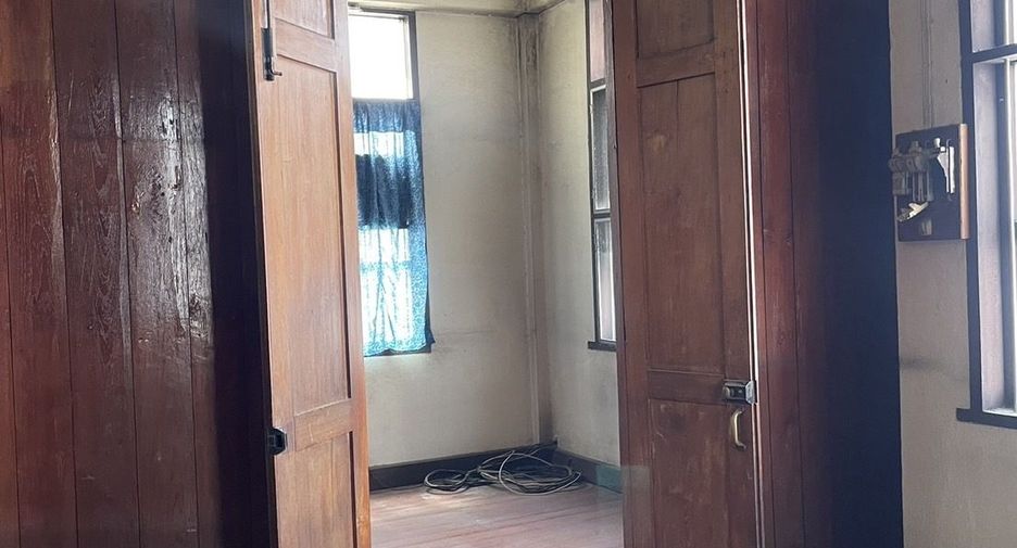 For sale and for rent 4 bedrooms retail Space in Mueang Chiang Mai, Chiang Mai