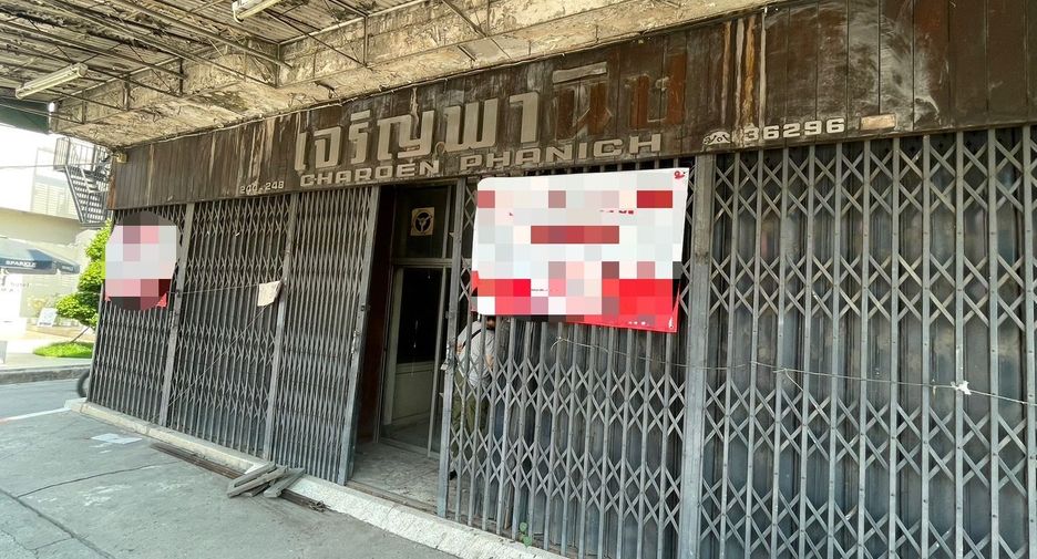 For sale and for rent 4 bedrooms retail Space in Mueang Chiang Mai, Chiang Mai