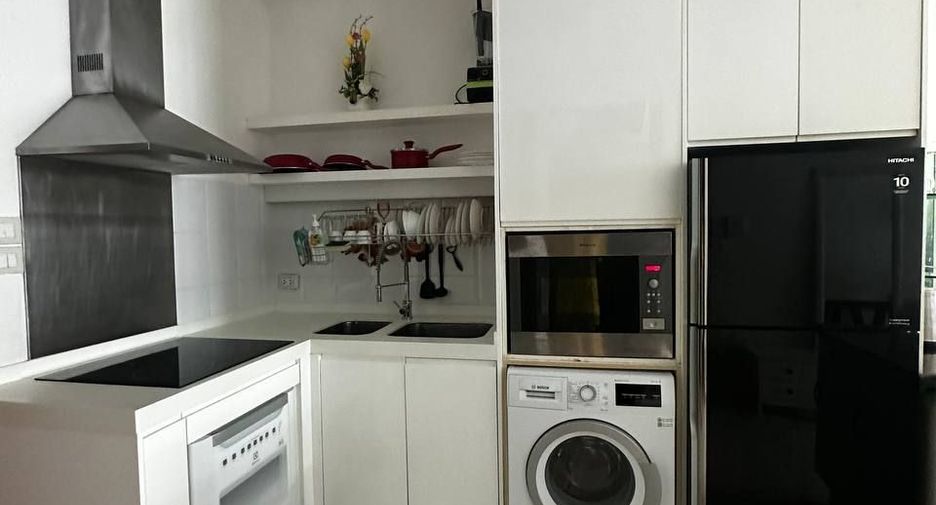 For rent 2 bedrooms apartment in Bang Lamung, Chonburi