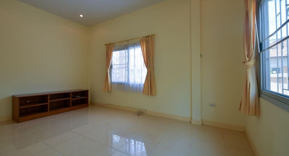 For rent 3 bedrooms house in Bang Lamung, Chonburi