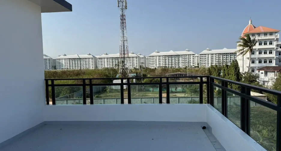 Casa adosada en alquiler de 3 habitaciones en Cha Am, Phetchaburi