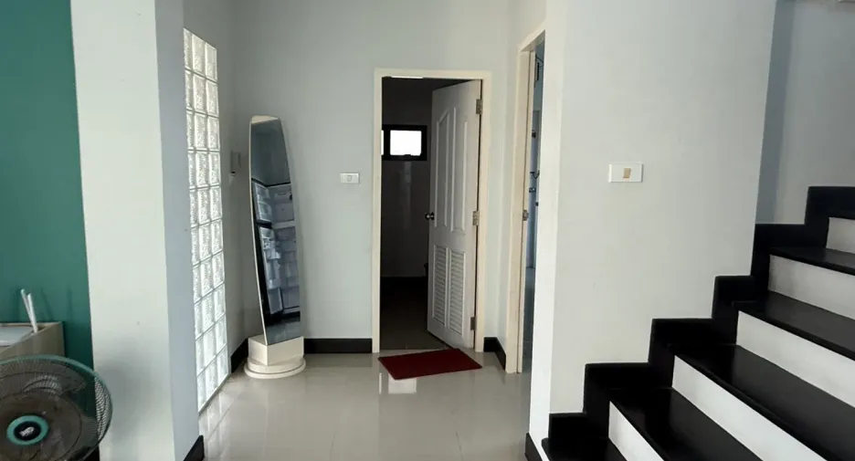 Casa adosada en alquiler de 3 habitaciones en Cha Am, Phetchaburi